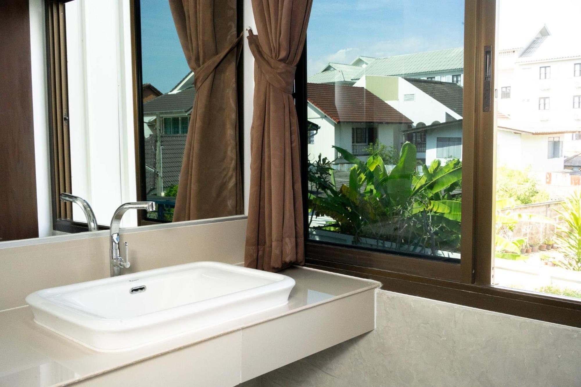 Singharaj Boutique Hotel เชียงใหม่ ภายนอก รูปภาพ